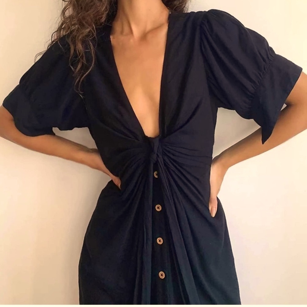 EUC Emerald green tie-front midi / maxi dress